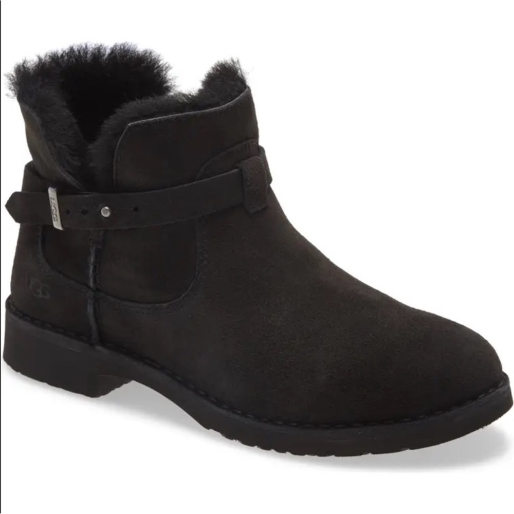 UGG Elisa Genuine Shearling Bootie Womens Size 7.5
